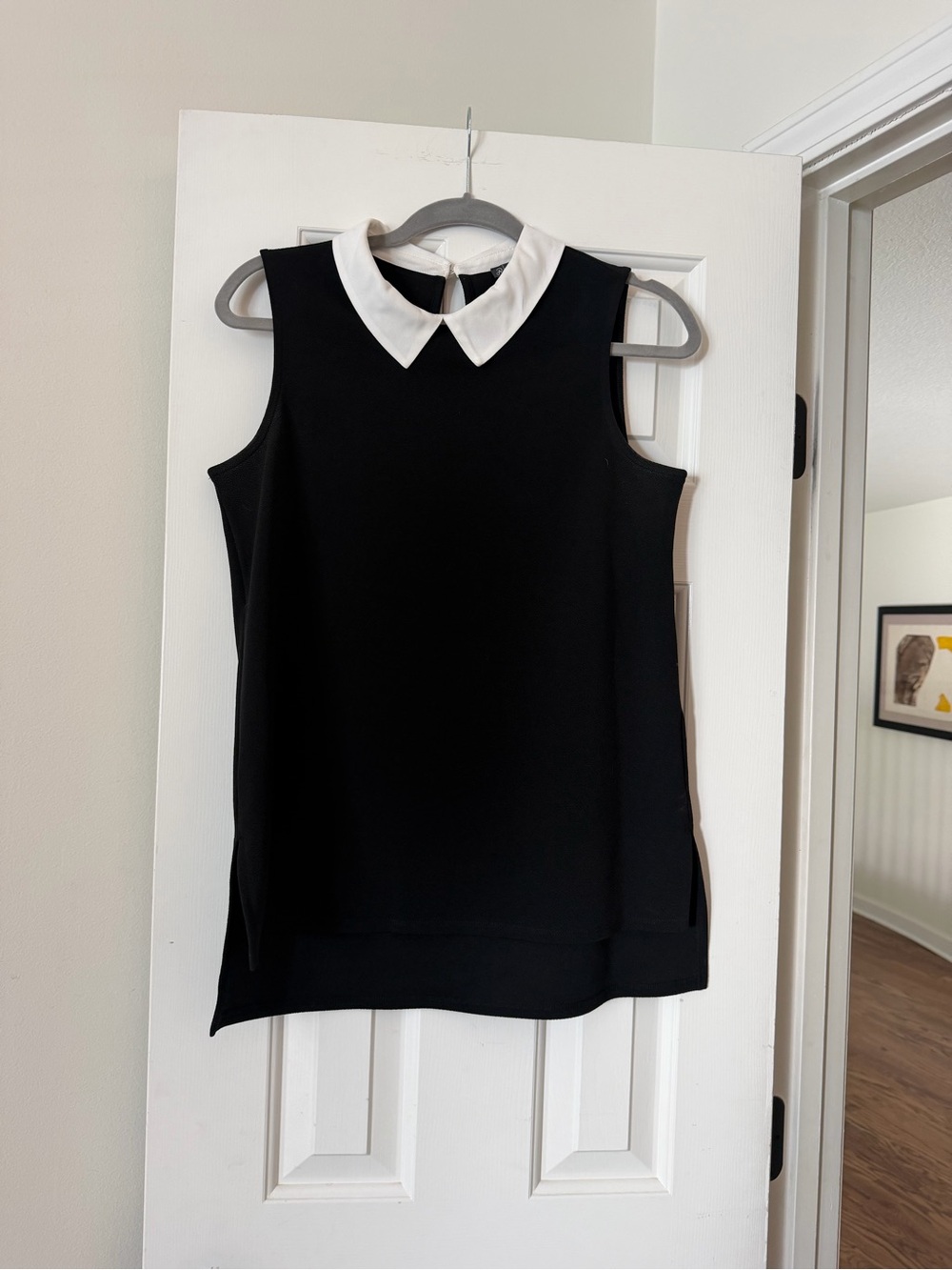 Adrianna Papell Black Sleeveless Top with White Peter Pan Collar